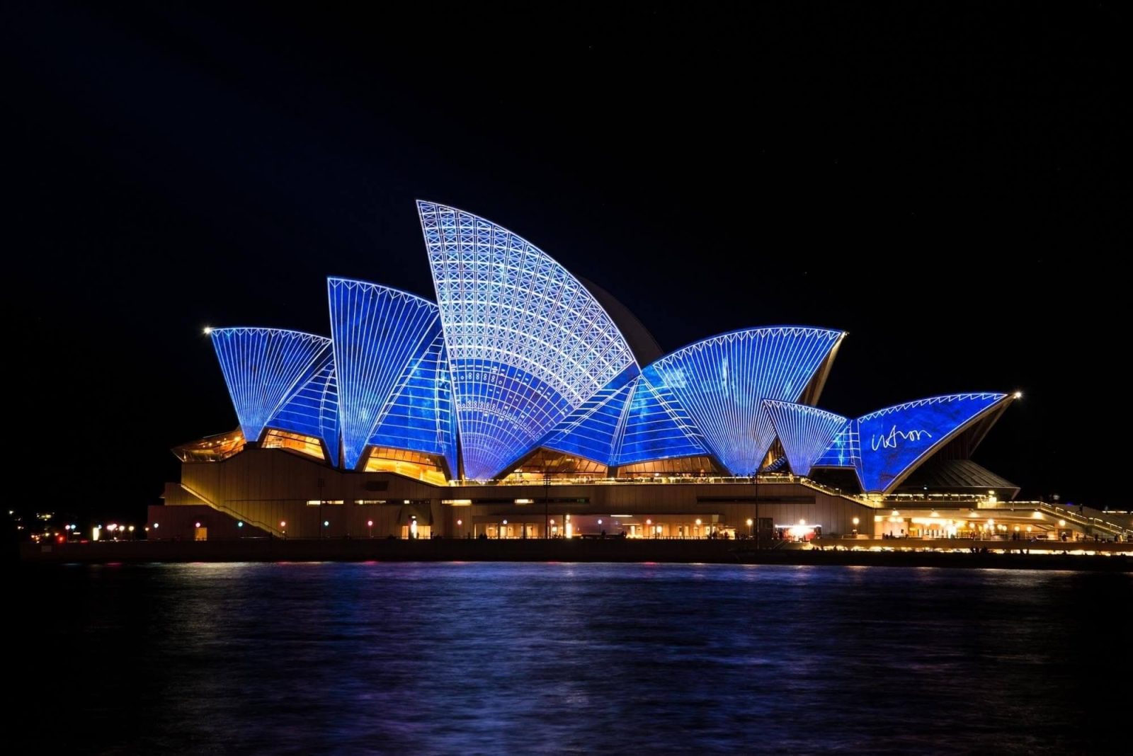 Sydney Opera House, Australia, famous tourist place in the world